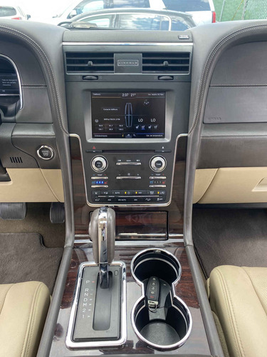 Imagen 14 de 15 de Lincoln Navigator 2015 5p Reserve V6/3.5/t Aut 4x4