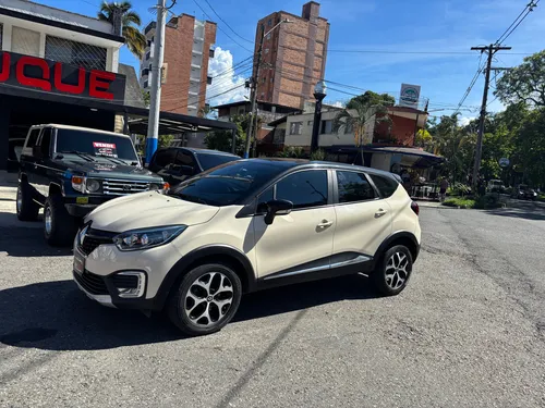 Renault Captur 2.0 Bose Automática