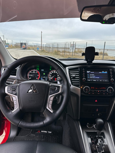 L200, 4x4, Automática, 2023, Cuero