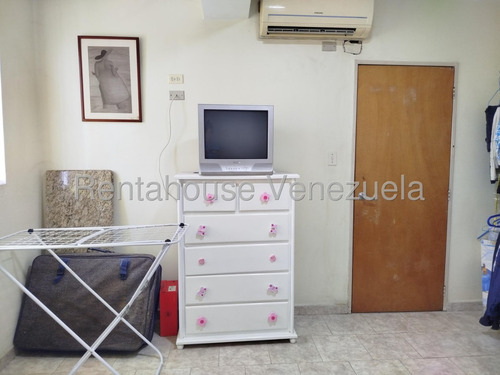 Apartamento En Alquiler, Conjunto Residencial Parque Coropo, Santa Rita 25-17438 Jecg