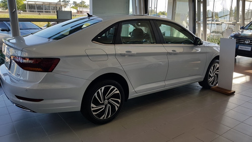 Volkswagen Vento Highline 1.4 Tsi Al
