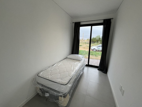 Venta De Casa A Estrenar 3 Dormitorios Piedras Del Chileno (ref: Iea-1734)