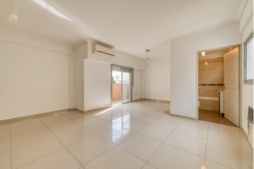 Departamento En Venta  Villa Luro  Emilio Castro 4900  Mono Con Balcón Y Terraza  Usd 65.000