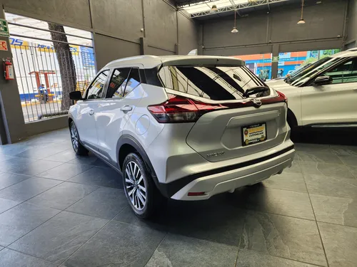 Nissan Kicks 1.6 Platinum