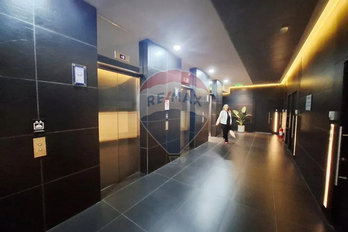 Oficina 52 M² Ampliable A 92 M² En La Dehesa