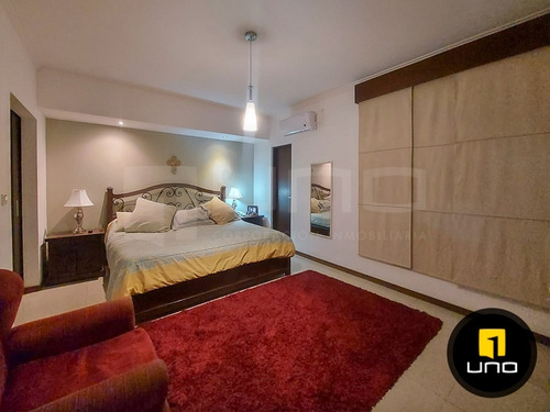 Imagen 11 de 18 de Hermosa Y Céntrica Casa Con 4 Suites En Alquiler