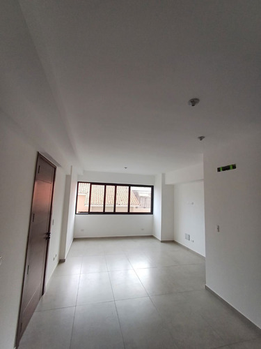 Vendo En La Esperilla Apartamento De 1 Habitación, Nuevo A E