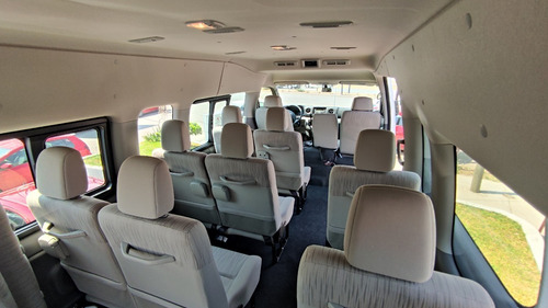 Imagen 12 de 15 de Nissan Urvan 15 Pasajeros Amplia A/a Paq Seg T/m'22