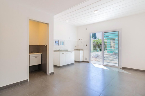 Imagen 16 de 19 de Duplex 3 Ambientes Combet 6017 - V. Ballester
