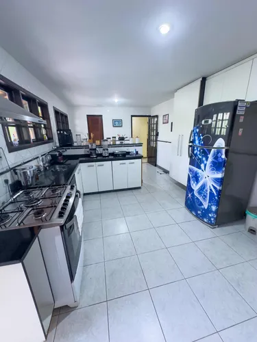 Casa Moderna Com 4 Suítes E Painel Solar Em Vargem Grande