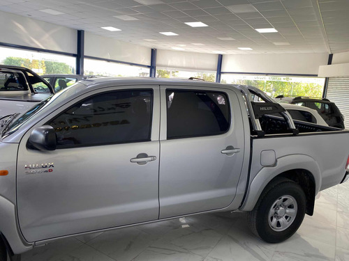 Toyota Hilux 3.0 Cd Sr 171cv 4x2 - B3