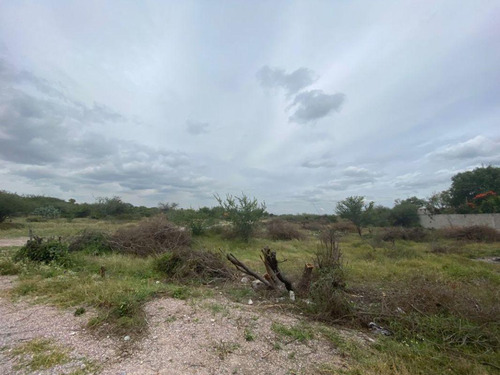 Terreno En Venta En Colonia Atotonilco De Tula Centro, Atotonilco De Tula, Hidalgo