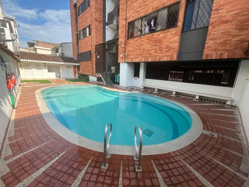 Apartamento Ubicado En Segundo Piso, En Edificio Del Ingenio