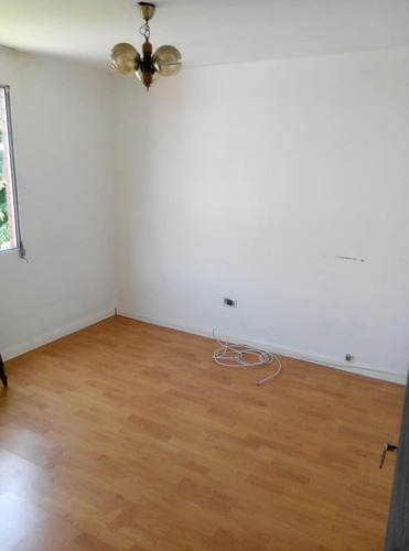 Se Vende Dpto 3d 1b 1est, Sin Ascensor, Amapolas / Coventry