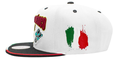 Gorra Ajustable Mitchell & Ness Nba Game Cdmx 2022 Two Tone