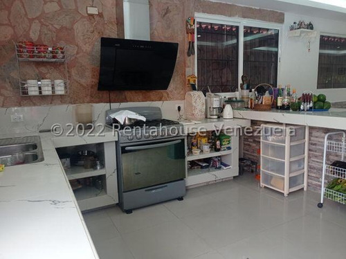 Posada En Venta Ocumare De La Costa 25-15925 Jja