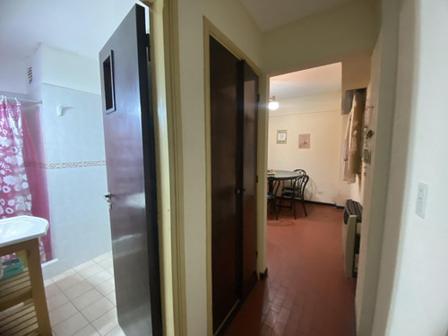 Departamento En Mar De Ajo En Venta - Dos Ambientes - Centro Comercial - Garage