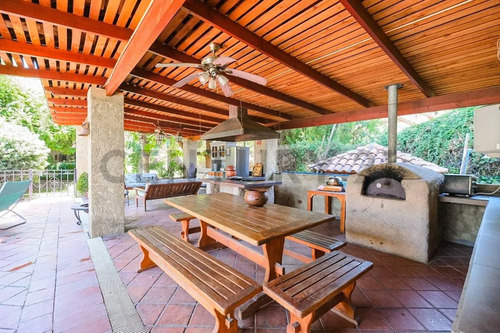 Espectacular Casa En Parcela - Santa Elena De Chicureo