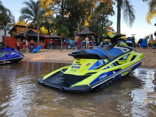 Moto De Agua Yamaha Gp1800r Svho 270hp 69hs Impecable !!!