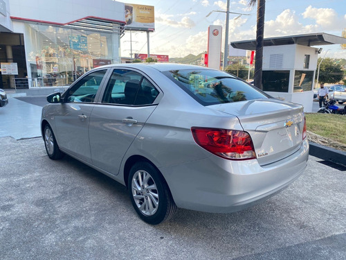 Imagen 4 de 10 de Chevrolet Aveo