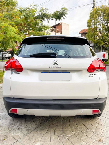 Imagen 3 de 15 de Peugeot 2008 2016 1.6 Thp Sport