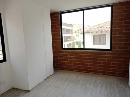 Lindos Apartamentos En Venta Con Excelente Ubicación En El Carmen Víb.