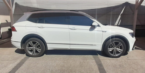 Imagen 4 de 15 de Volkswagen Tiguan 2020 1.4 Comfortline Plus At