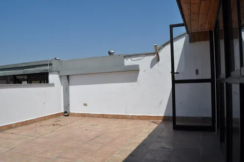Loft En Compañia Con Maipu, Edificio Antiguo Remodelado