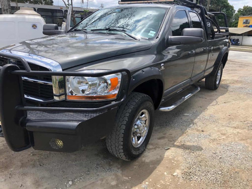 Imagen 1 de 13 de Dodge Ram 2500 5.9 Pickup Slt Quad Cab Diesel 4x4 At 2006