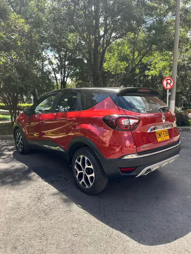 Renault Captur 2.0 Intens Automática