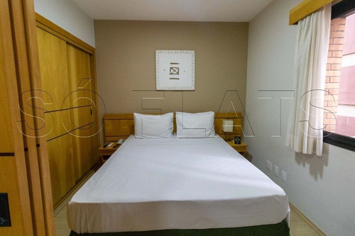 Imagem 8 de 15 de Flat Na Al. Campinas, Proximo A Av. Paulista - Fora Do Pool - Sf24989