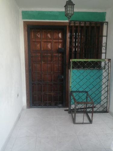 Imagen 10 de 13 de As En Alquiler Casa Doble Propósito En Av. Ferrero Tamayo As