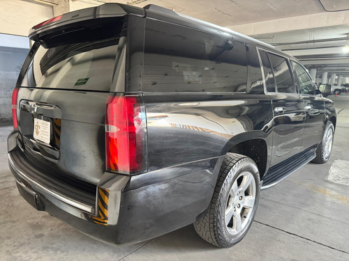 Chevrolet Suburban 5.3 Ltz V8 4wd 2da Cubo At