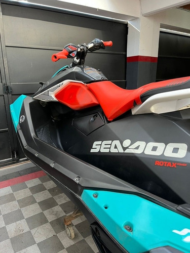 Imagen 18 de 19 de Sea Doo Spark Trixx