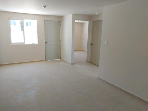 Imagen 2 de 10 de Casa Sola En Venta San Bartolo