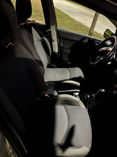 Peugeot 207 1.6 Sedan Xt Tiptronic