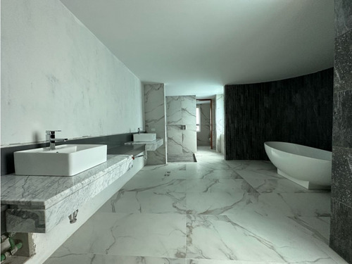Se Vende Apartamento 367m2 Los Chorros 0514