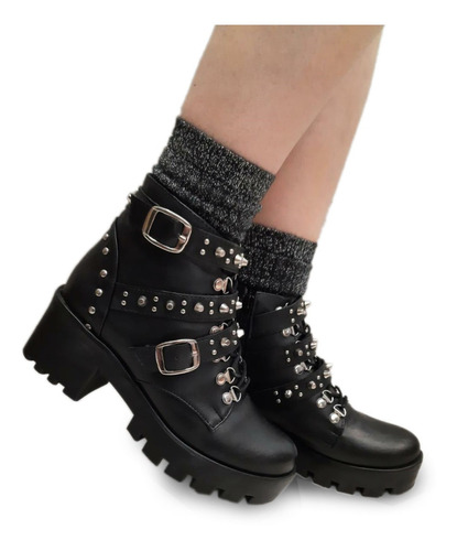 Botas Milagros Negras Con Taches Para Mujer Outfit Cool | Envío gratis