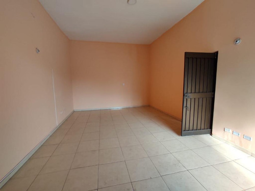 Imagen 13 de 17 de Casa En Arriendo En Cali Juanambú