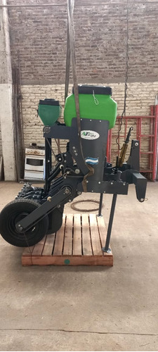 Sembradora De Alfalfa Y Pasturas--- Nova Tecnica Agricultura