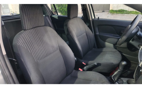 Renault Sandero 1.0 AUTHENTIQUE 16V FLEX 4P MANUAL