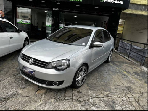 Volkswagen Polo Sedan 1.6 MI COMFORTLINE 8V FLEX 4P MANUAL