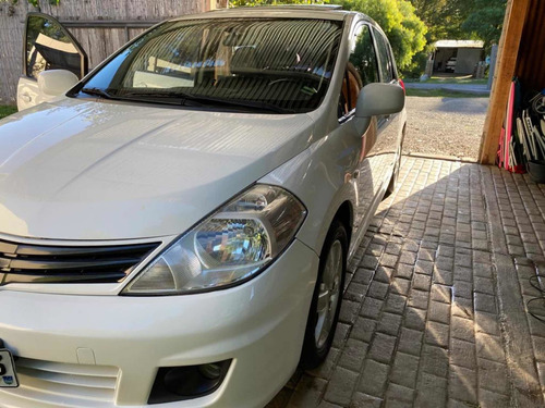 Nissan Tiida 2013 1.8 Special Edition Mt