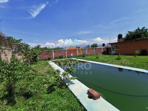 Casa En Venta En Yecapixtla Morelos De 1 Nivel Con Alberca Y Amplio Jardín