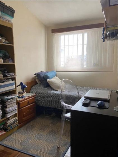 Venta De Apartamento 4 Dormitorios Y 2 Baños Con Cochera En Carrasco