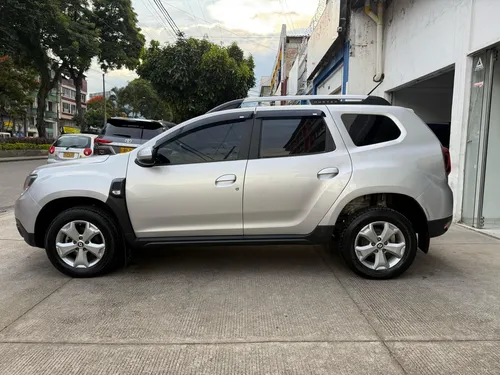 Renault Duster 1.3 Intense Cvt