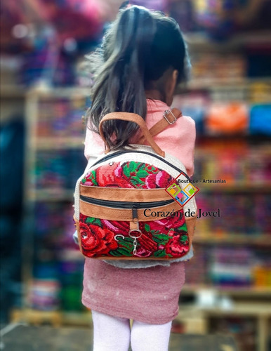 Mochila De Niña- Artesanal De Gamuza Bordada De Flores