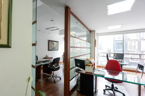 Oficina En Arriendo En La Castellana. Cod A1038737