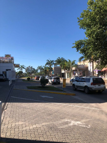 Venta Local Derqui Frente Shell