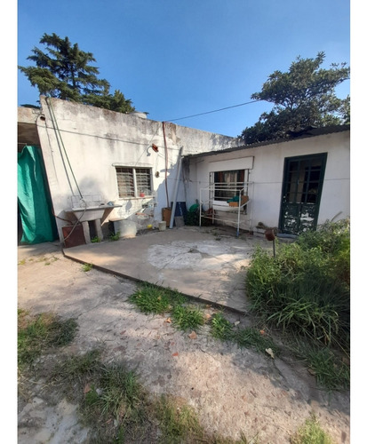 Amplio Terreno Industrial De 487 Mts2 En Venta (dos Viviendas)